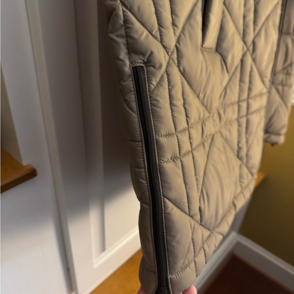 Quilted Hooded Vest in Tan - Picture 5 of 7